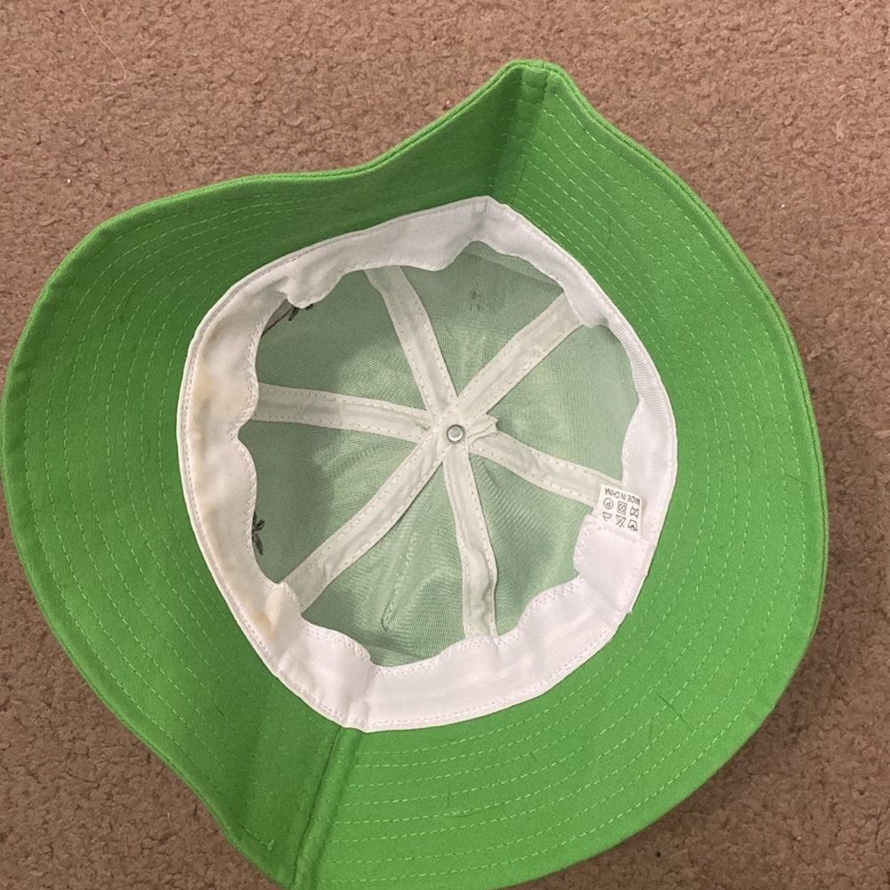Hat - Picture 3 of 3